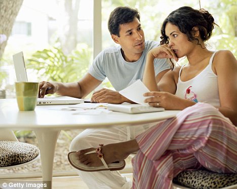 article-1361787-01E5C57E00000578-692_468x373